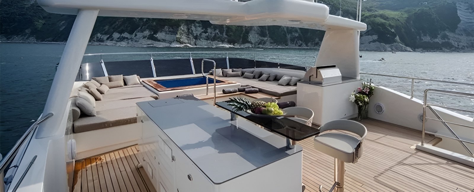 Lapitec Lapitec-For-Yatch-Kitchen-Worktops (1)